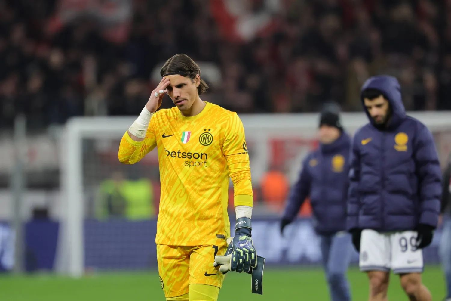 Goalkeeper Hand Injuries Injury to Inter Milan’s Goalkeeper with a Thumb Fracture – Sudan Events